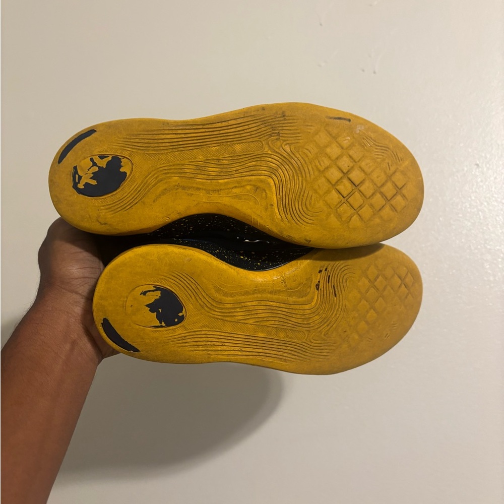 Nike Kobe 9 IX EM GS Low 'Gym Blue' Size 5.5Y Basketball Sneakers 653593 401 - Picture 8 of 8